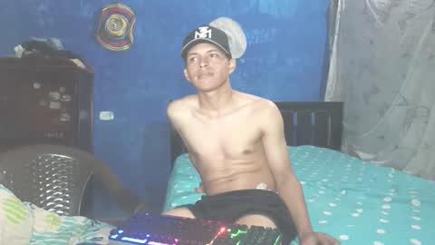 Snapshot of adonis5_ chatting on 12-16-25, 04:28 Adonis online show from 12-16-25, 04:28