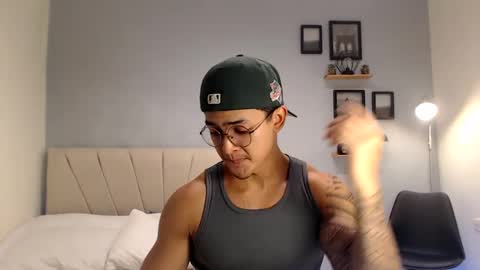 Adonis online show from 09-15-25, 10:54