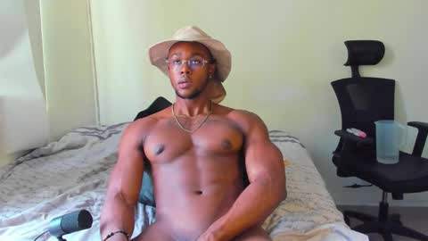 Snapshot of adonisknigh chatting on 10-01-25, 07:31 Adonis Knight  online show from 10-01-25, 07:31