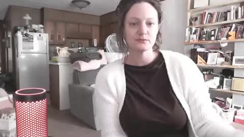 Snapshot of adorable22 chatting on 01-01-25, 07:43 adorable22 online show from 01-01-25, 07:43