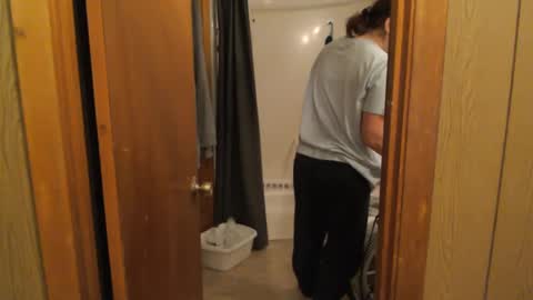 Snapshot of adorable22 chatting on 02-16-25, 01:58 adorable22 online show from 02-16-25, 01:58