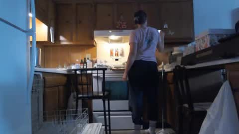 Snapshot of adorable22 chatting on 02-19-25, 08:41 adorable22 online show from 02-19-25, 08:41