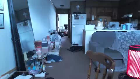 Snapshot of adorable22 chatting on 03-05-25, 02:45 adorable22 online show from 03-05-25, 02:45