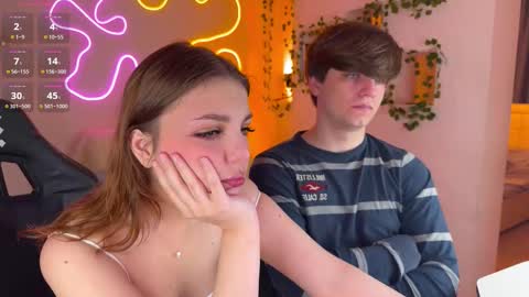 Snapshot of adrean_sofi chatting on 10-28-25, 01:03 adrean_sofi online show from 10-28-25, 01:03