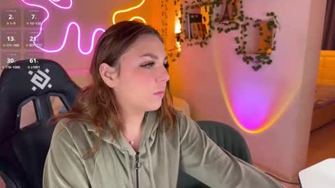 Snapshot of adrean_sofi chatting on 10-30-25, 02:40 adrean_sofi online show from 10-30-25, 02:40