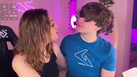 Snapshot of adrean_sofi chatting on 11-24-25, 04:07 adrean_sofi online show from 11-24-25, 04:07