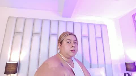 ANDREA PEREZ online show from 03-29-26, 11:43