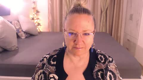 Cryna online show from 03-03-25, 04:36