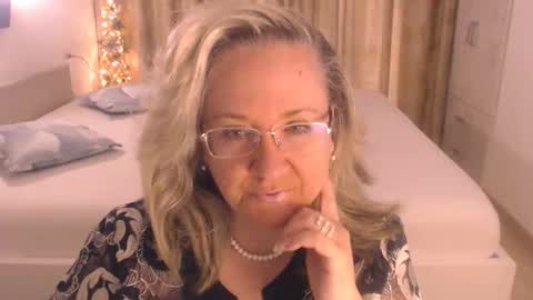 Snapshot of adrena_ chatting on 05-15-26, 11:17 Cryna online show from 05-15-26, 11:17