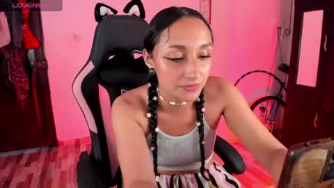 Snapshot of adrena_10 chatting on 04-24-26, 10:01 Adrena10 online show from 04-24-26, 10:01