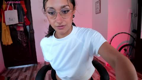 Snapshot of adrena_10 chatting on 04-28-26, 08:25 Adrena10 online show from 04-28-26, 08:25