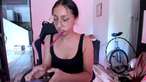 Snapshot of adrena_10 chatting on 05-11-26, 02:01 Adrena10 online show from 05-11-26, 02:01