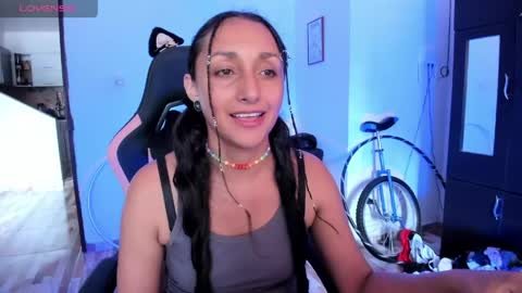 Snapshot of adrena_10 chatting on 05-12-26, 05:10 Adrena10 online show from 05-12-26, 05:10