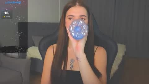 Snapshot of adri_dream chatting on 09-17-25, 09:38 Adriana online show from 09-17-25, 09:38