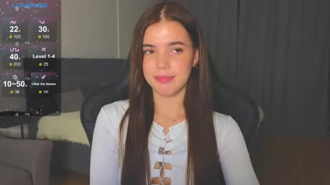 Snapshot of adri_dream chatting on 09-18-25, 09:17 Adriana online show from 09-18-25, 09:17