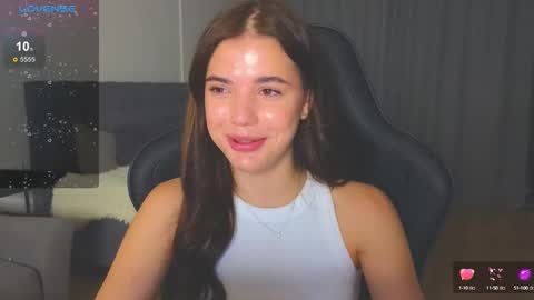 Snapshot of adri_dream chatting on 09-21-25, 11:06 Adriana online show from 09-21-25, 11:06