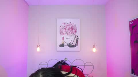 Snapshot of adri_gomez_1 chatting on 04-22-26, 12:07 Adri online show from 04-22-26, 12:07