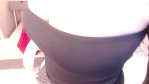 Adri online show from 04-10-26, 03:56