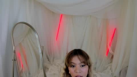 Snapshot of adria_ross chatting on 09-27-25, 01:38 Adriana online show from 09-27-25, 01:38