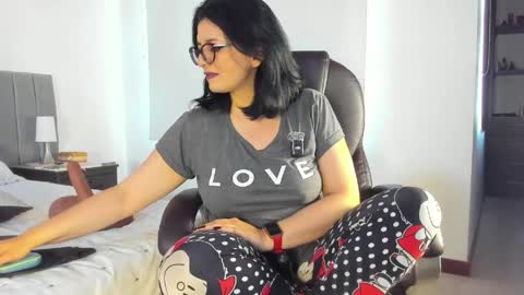 Adriana online show from 04-11-26, 09:30