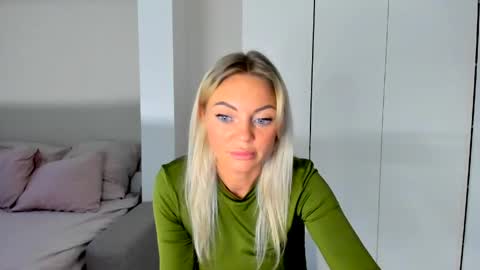 Adriana online show from 05-16-26, 06:43