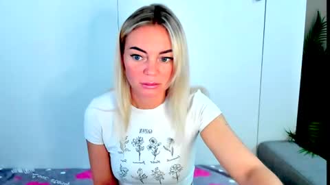 Adriana online show from 06-10-26, 11:09
