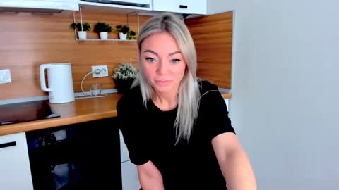 Adriana online show from 06-14-26, 12:40