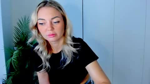Adriana online show from 06-28-26, 09:48