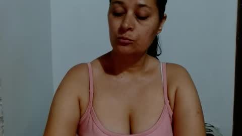 Adriana milf online show from 11-14-25, 04:44