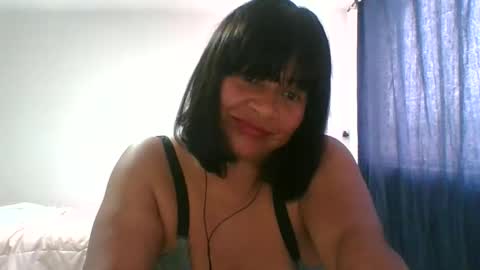 adrianagogo18 online show from 12-15-25, 06:56