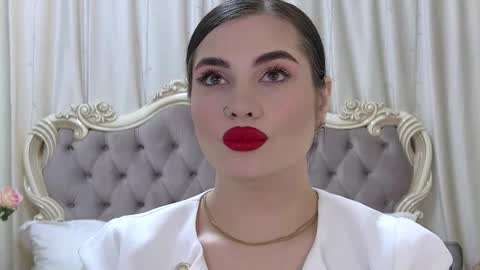 AdrianaTores online show from 11-28-25, 06:38