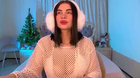 AdrianaTores online show from 12-16-25, 07:19