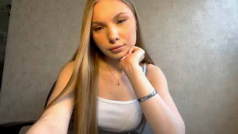Caroline online show from 03-28-26, 01:00