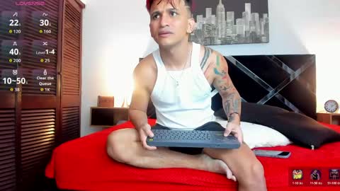 Adrian online show from 06-09-26, 02:56