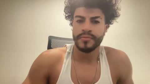 Snapshot of adriano_guapo chatting on 11-30-25, 01:09 adriano guapo online show from 11-30-25, 01:09