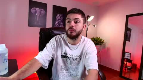 Snapshot of adrianwilliams_ chatting on 02-19-25, 07:59 Adrian Williams online show from 02-19-25, 07:59