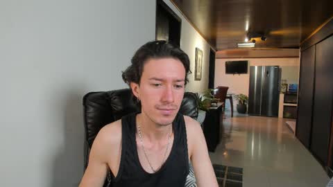 Snapshot of adrianwilliams_ chatting on 11-02-25, 09:28 Adrian Williams online show from 11-02-25, 09:28