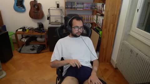 adrien_b online show from 07-08-26, 03:16