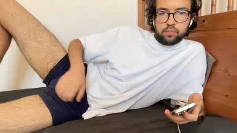 adrien_b online show from 07-09-26, 09:57