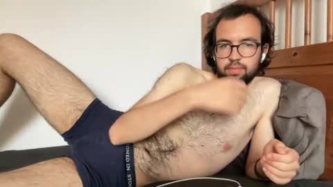 adrien_b online show from 07-11-26, 06:43