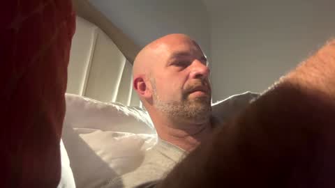 Snapshot of adrienfromparis chatting on 01-12-25, 08:14 adrienfromparis online show from 01-12-25, 08:14