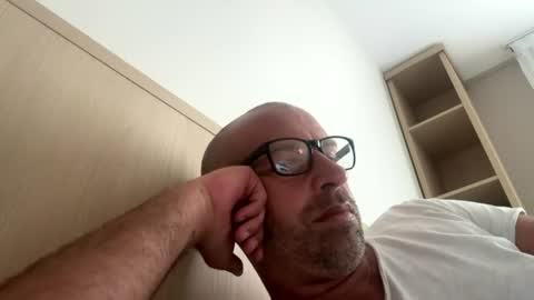 Snapshot of adrienfromparis chatting on 06-22-26, 05:43 adrienfromparis online show from 06-22-26, 05:43