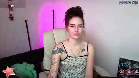 Adriana online show from 02-05-25, 01:22