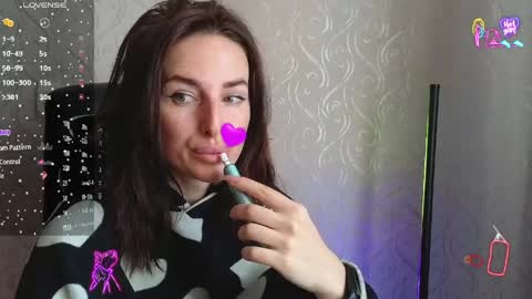 Snapshot of adrihanna chatting on 05-19-26, 04:19 Adriana online show from 05-19-26, 04:19