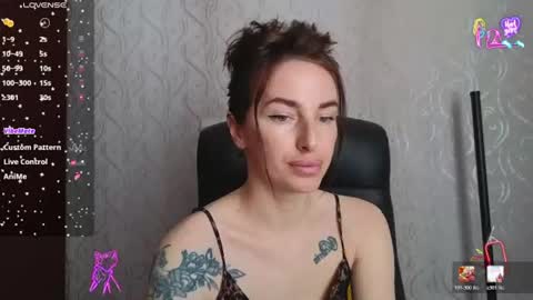 Snapshot of adrihanna chatting on 06-08-26, 06:03 Adriana online show from 06-08-26, 06:03