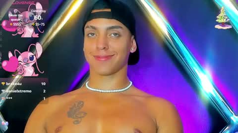 Adrian Lopez online show from 12-12-24, 02:37