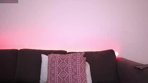 Snapshot of ady_w_o_w chatting on 10-28-25, 01:36 Ada online show from 10-28-25, 01:36