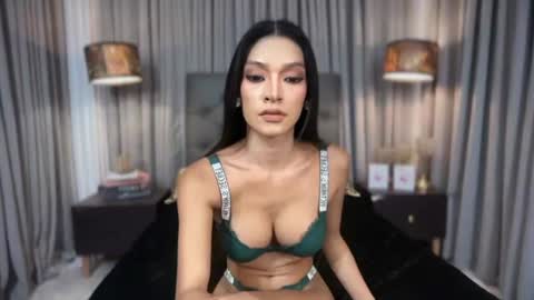 Snapshot of aela_washington chatting on 06-23-26, 10:02 Aela online show from 06-23-26, 10:02