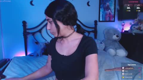 AelaStone online show from 01-17-25, 05:32