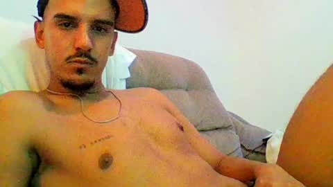 Snapshot of aelucius chatting on 01-16-25, 06:03 Luci online show from 01-16-25, 06:03